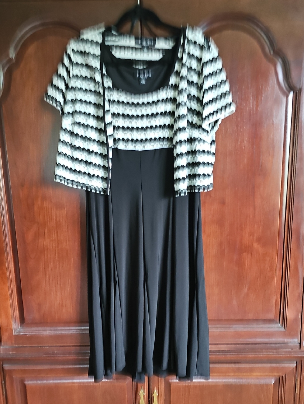 Perceptions Black and White Two-Piece Knit Bolero Dress